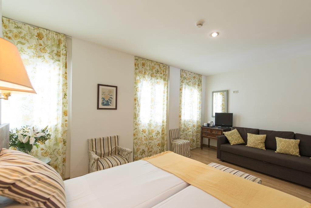 Alcantara Hotel