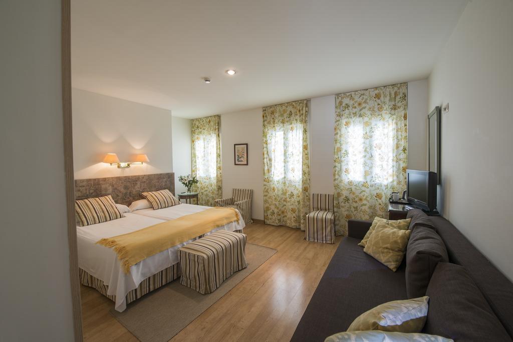 Hotel Alcantara 2*